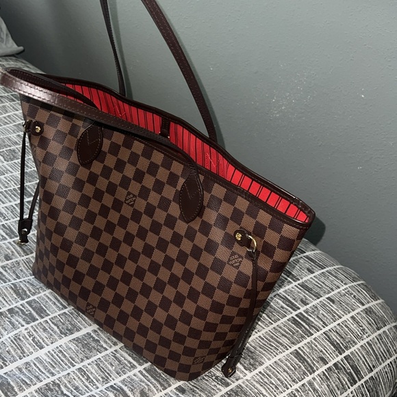 Authentic Louis Vuitton Neverfull Damier Ebene - Picture 5 of 6
